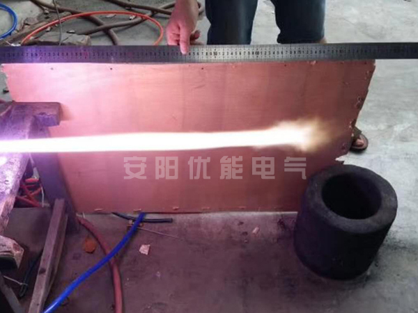 电弧炉厂家揭秘电炉的优缺点！