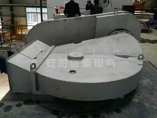 What are the refractory materials for electric arc furnace?
